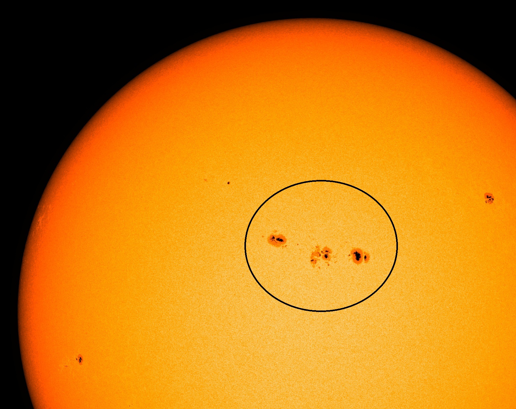 Mancha Solar AR1654. Fuente: NOAA