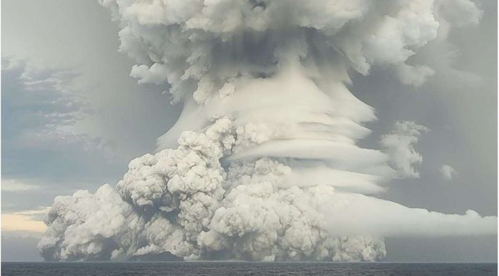 ¿Qué saben los científicos sobre los efectos de la erupción del volcán de Tonga?